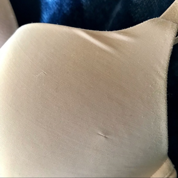 Nude Victoria Secret Bra - Picture 6 of 6